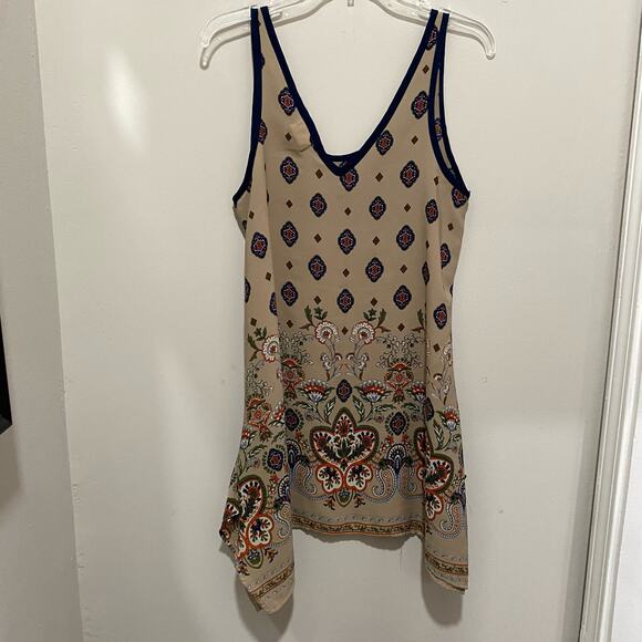 SUGAR FREE Top SIZE SMALL Bohemian Style Print Sleeveless V-Neck Loose Fit - Picture 6 of 6